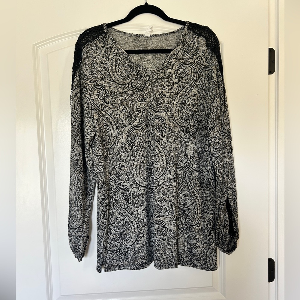 Honeyme sweater M